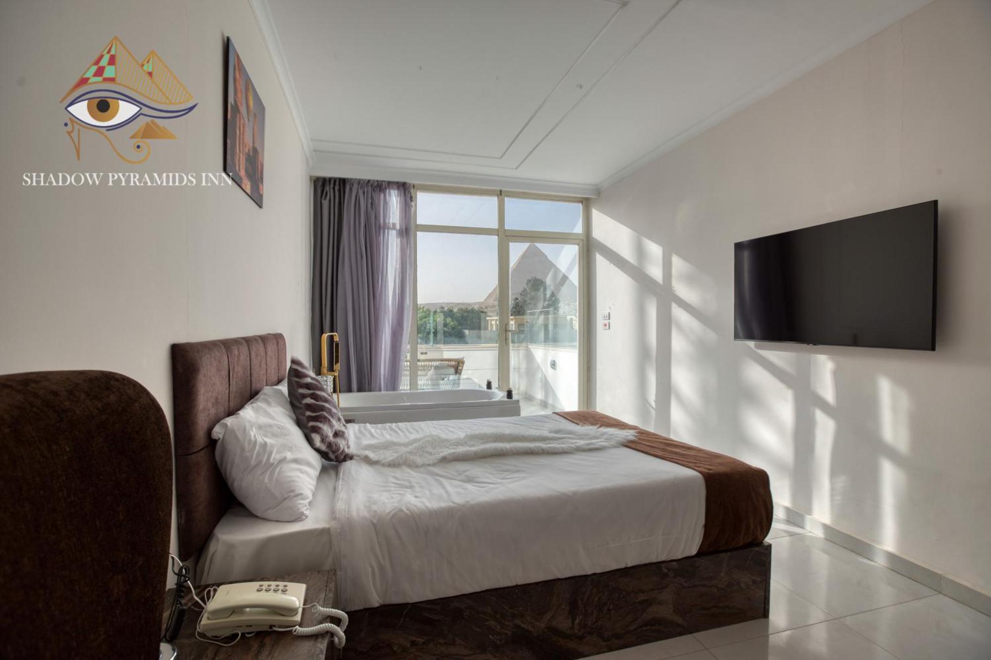Shadow Pyramids Suites And Jacuzzi Kafrat al Jabal Bagian luar foto