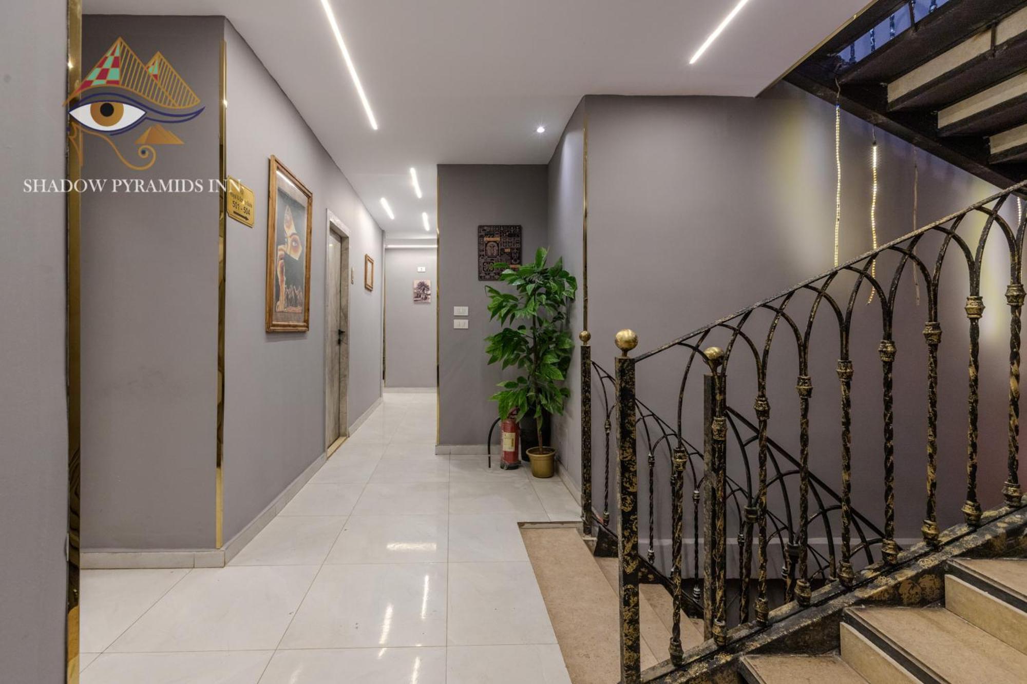 Shadow Pyramids Suites And Jacuzzi Kafrat al Jabal Bagian luar foto