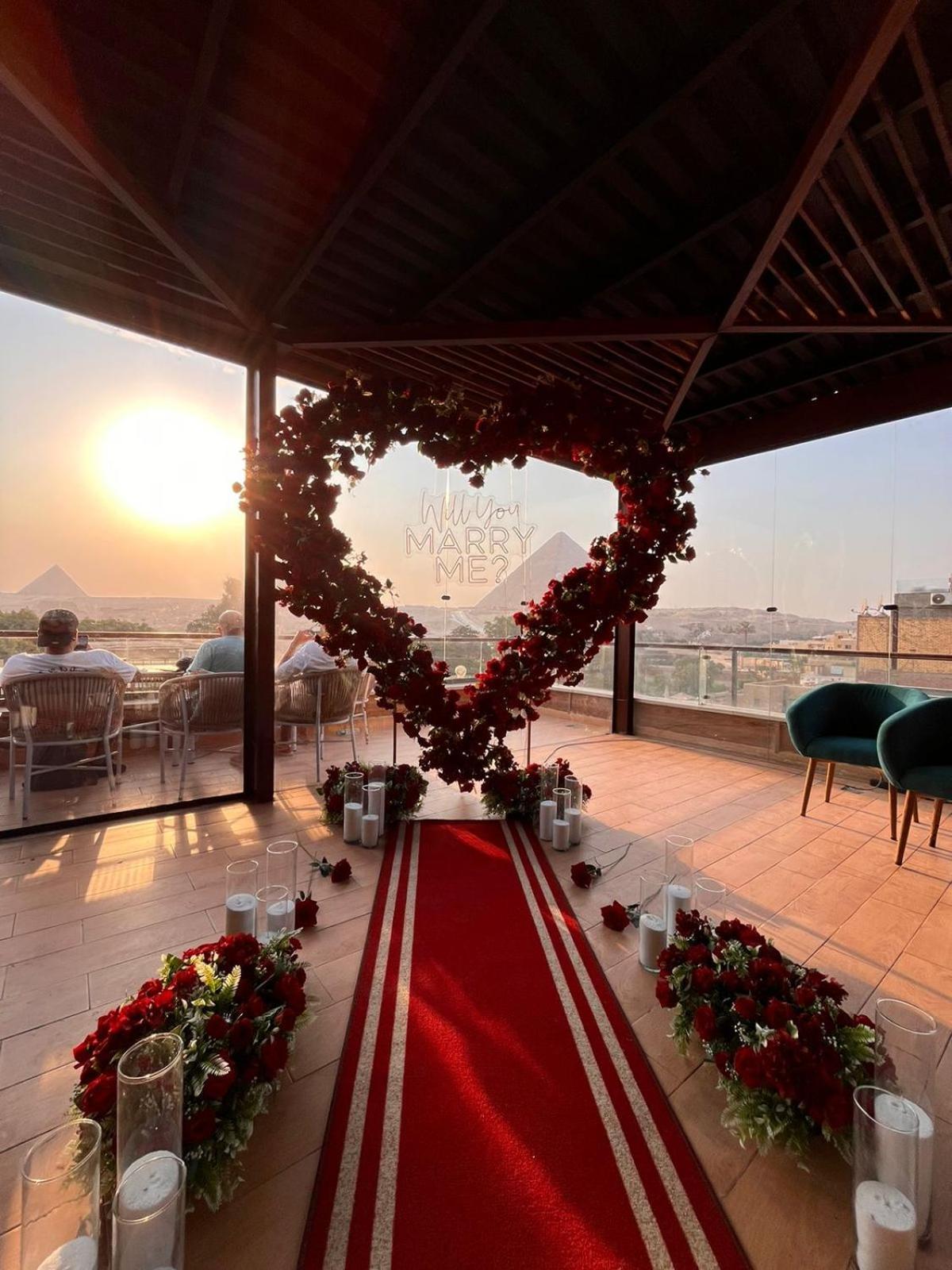 Shadow Pyramids Suites And Jacuzzi Kafrat al Jabal Bagian luar foto