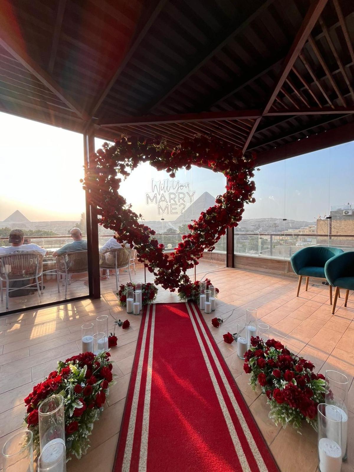 Shadow Pyramids Suites And Jacuzzi Kafrat al Jabal Bagian luar foto
